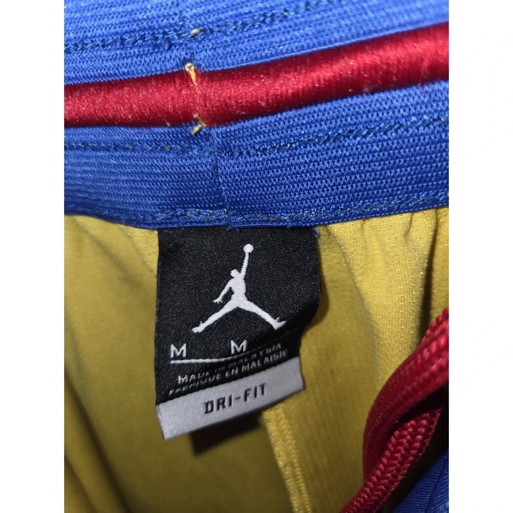 Air Jordan Retro Laney Basketball Shorts Men's Medium Retro 5 V Blue Yellow NWOT